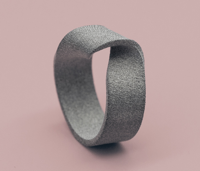 MOMENTUM-RING-SHADED-EDITION-GREYSHADED-LARISSAGEHRMANN