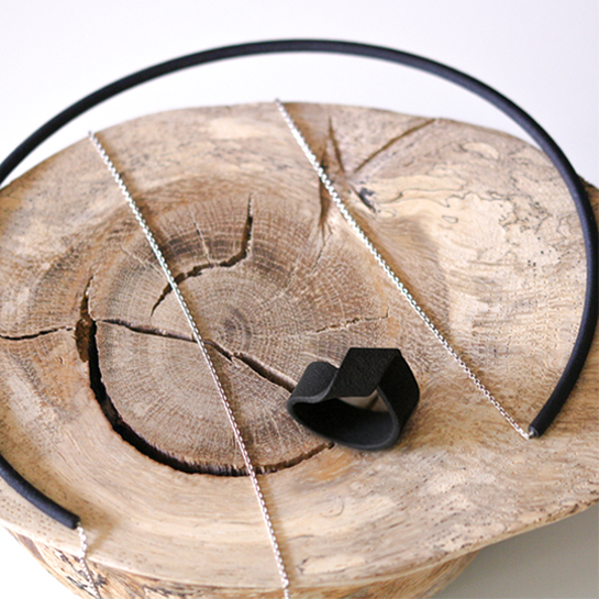 C-HALSKETTE-NECKLACE-RING-SHADED-ED